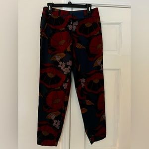 Cropped floral trousers.